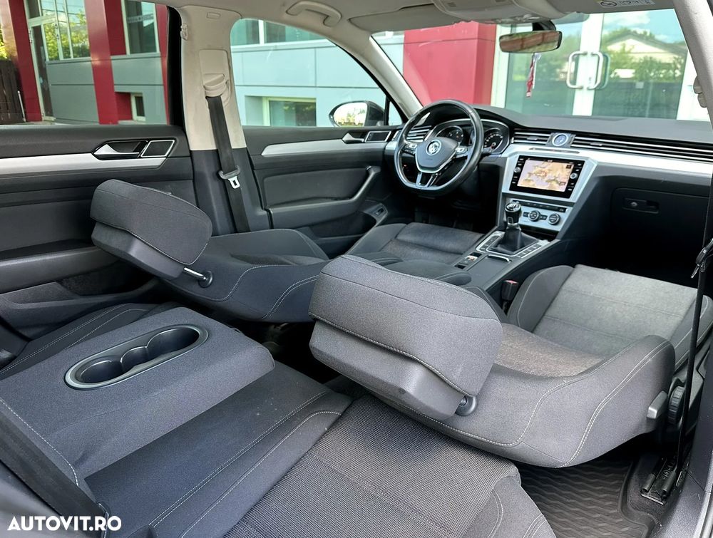 Volkswagen Passat - 14