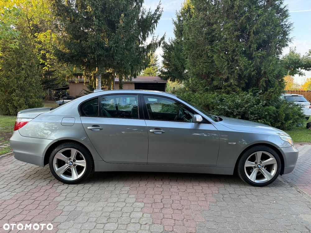 BMW Seria 5 525d - 6