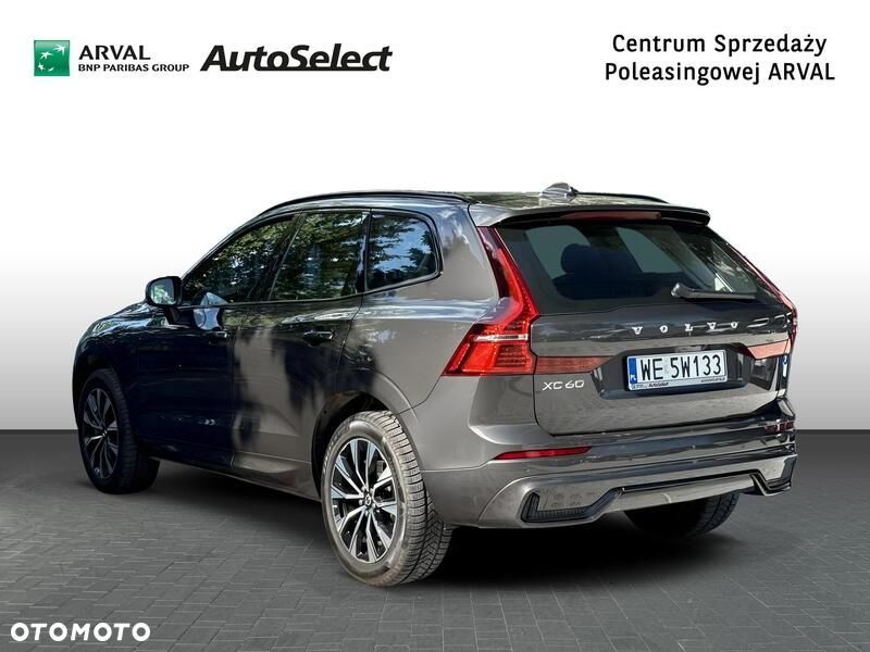 Volvo XC 60 B4 B Plus Dark - 3