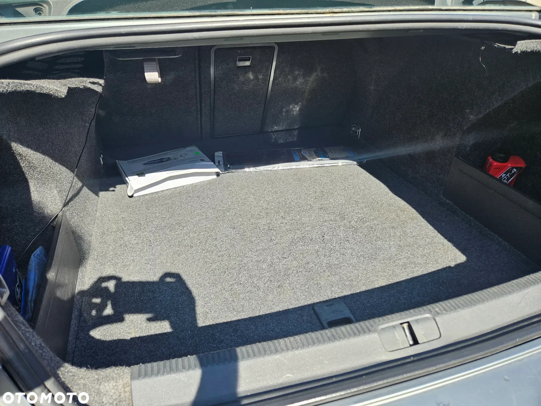 Volkswagen Passat 2.0 TDI Comfortline - 14
