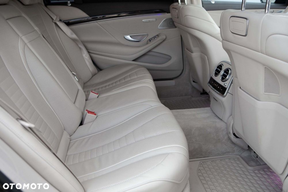 Mercedes-Benz Klasa S 400 d 4-Matic L 9G-TRONIC - 31