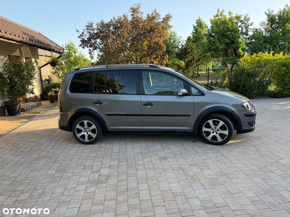 Volkswagen Touran 1.9 TDI DPF Cross - 9