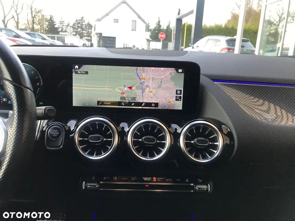 Mercedes-Benz Klasa B 250 e AMG Line 8G-DCT - 31