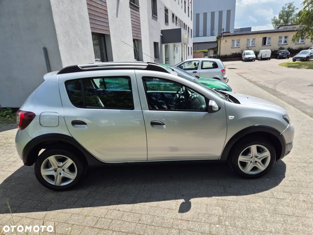 Dacia Sandero Stepway TCe 90 (S&S) Celebration - 5