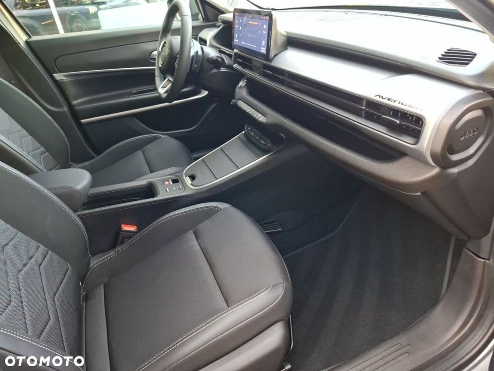 Jeep Avenger - 26