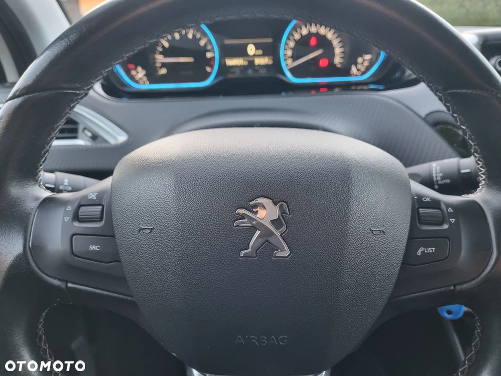 Peugeot 2008 PureTech 110 Stop&Start Allure - 16