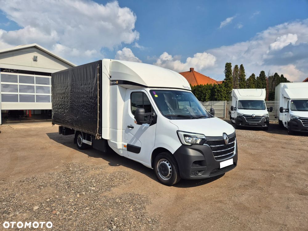 Renault MASTER 10EP PLANDEKA ZBROJONA SPOJTRAK TWINCAB 2.3 165KM SERWIS ASO BEZWYPADKOWY ZADBANY 2023 REGULACJA WYSOKOŚCI PODUSZKI FV23% WEBASTO BEZ WKŁADU FINANSOWEGO - 2