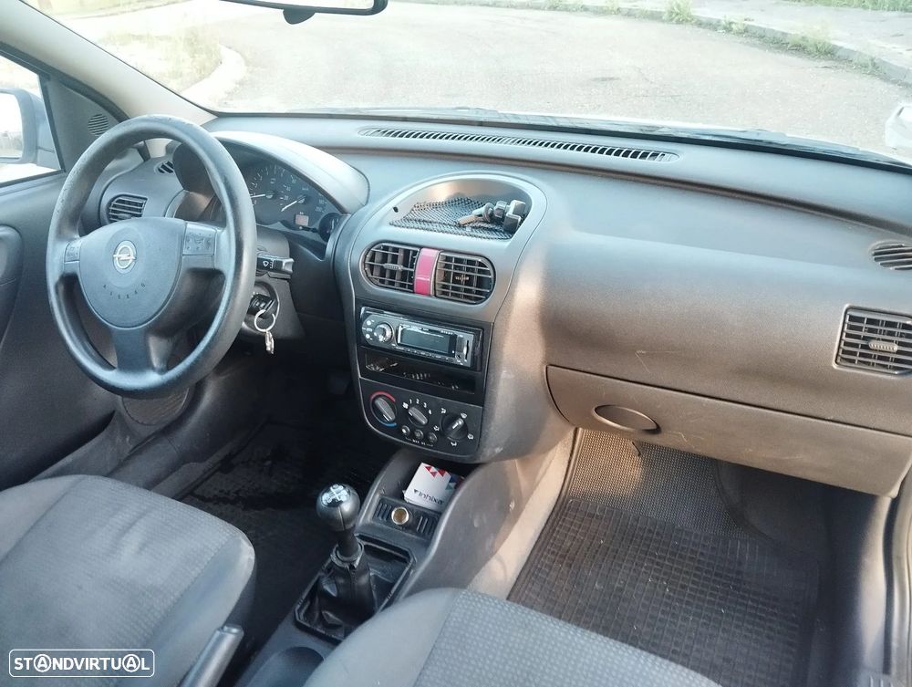 Opel Corsa 1.7 DTi 16V - 5