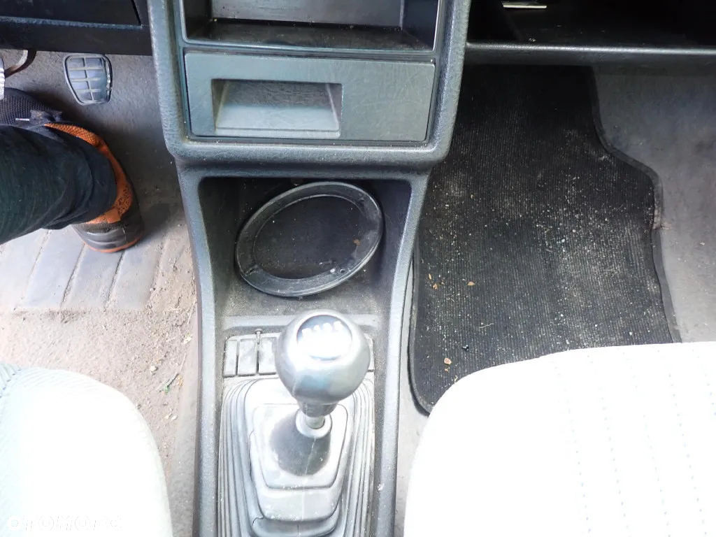 CZĘŚCI - Vw Golf II 2 1,6 8V PN 51kW 70KM HB 5D 1989r. INDEX - 9413 - 20