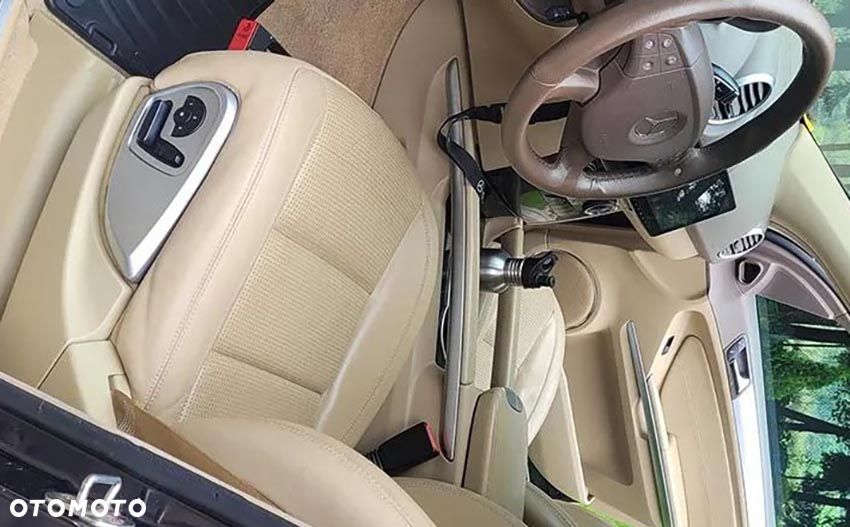 Mercedes-Benz ML - 10