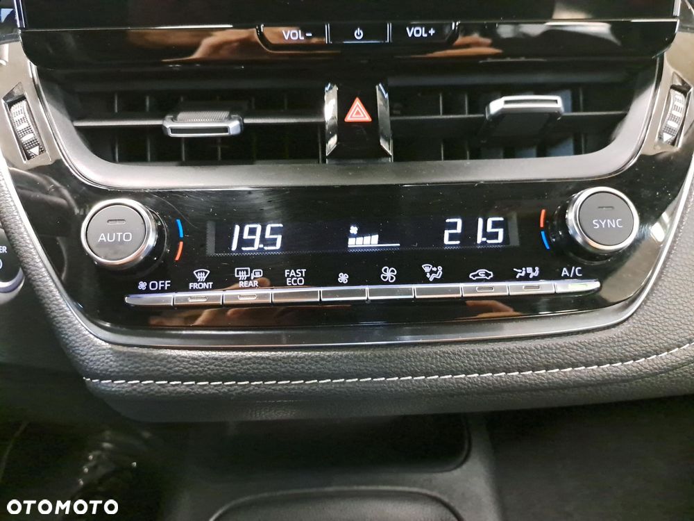 Toyota Corolla 1.8 Hybrid Comfort - 23