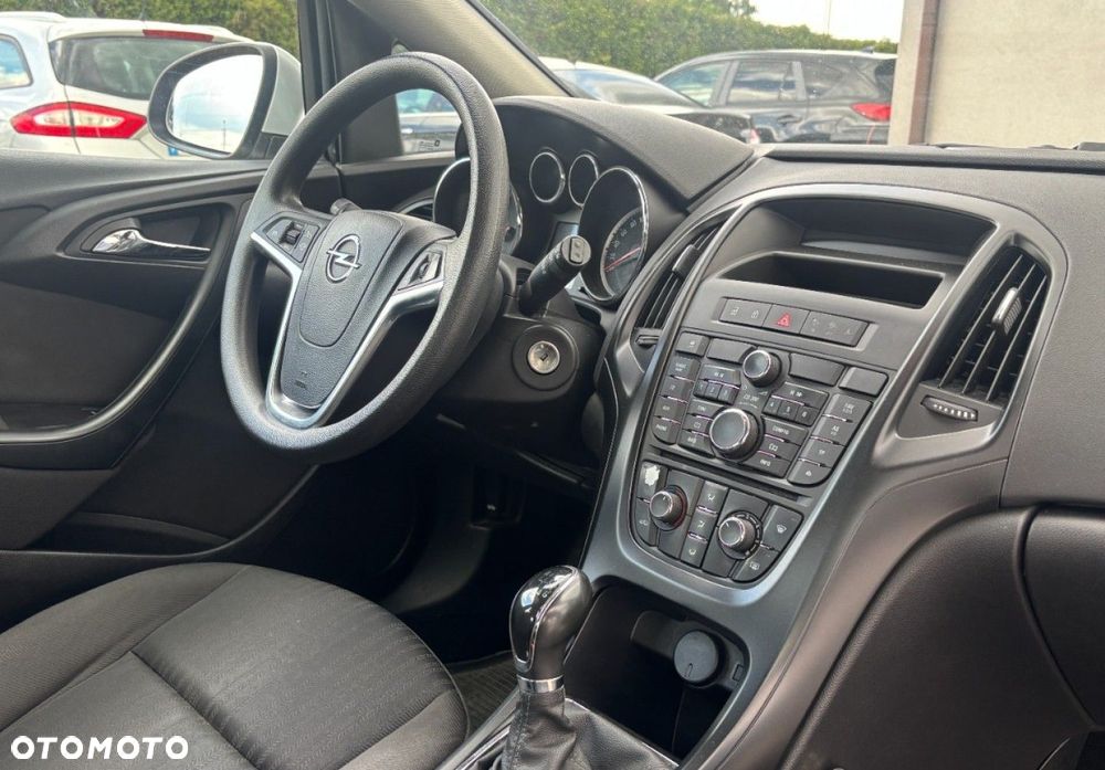 Opel Astra - 8