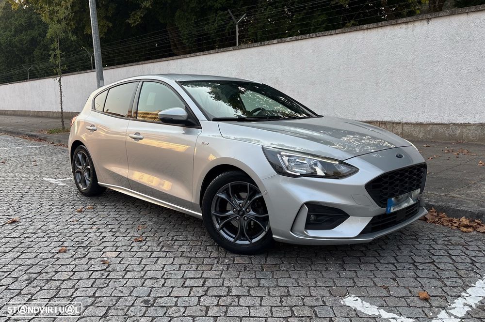 Ford Focus 1.0 EcoBoost MHEV ST-Line - 3