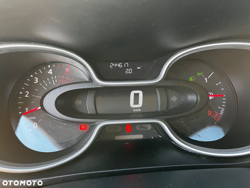 Nissan NV 300 Trafic Vivaro - 12