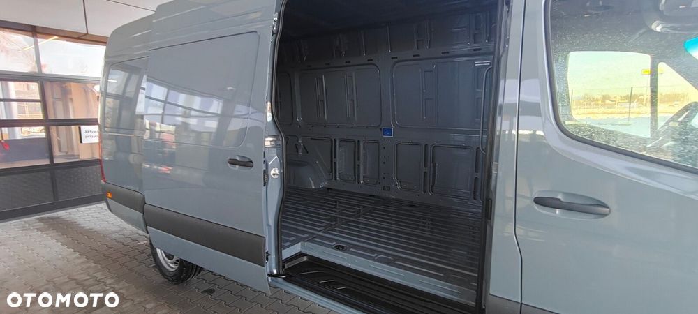 Mercedes-Benz Sprinter 317 CDI KA OM654 - 9