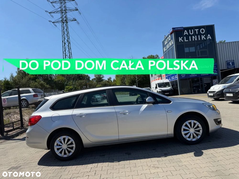 Opel Astra 2013 photo 2