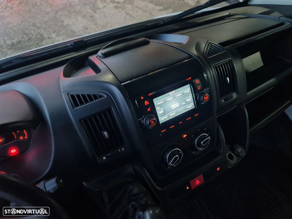Peugeot BOXER PRO 7 LUG - 130CV - Ac / Gps / IVA dedutível - 35