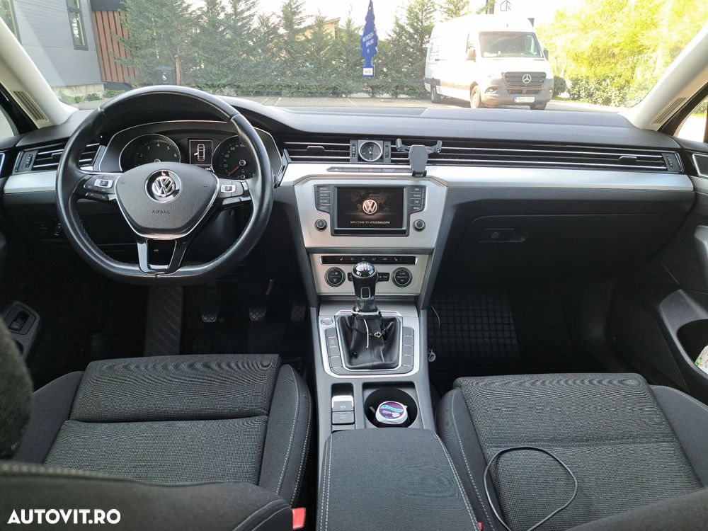 Volkswagen Passat 1.4 TSI ACT Comfortline - 12