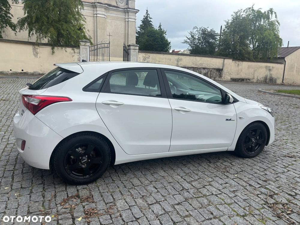 Hyundai i30 1.6 CRDI Trend - 8