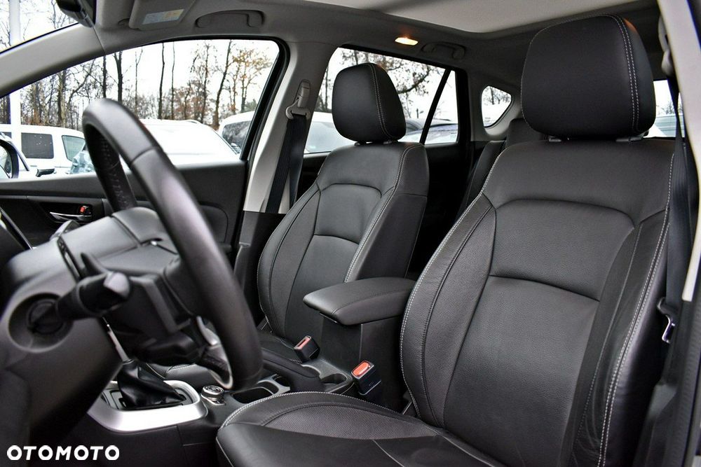 Suzuki SX4 S-Cross 1.4 T Premium 4WD - 10