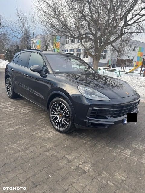 Porsche Cayenne - 2