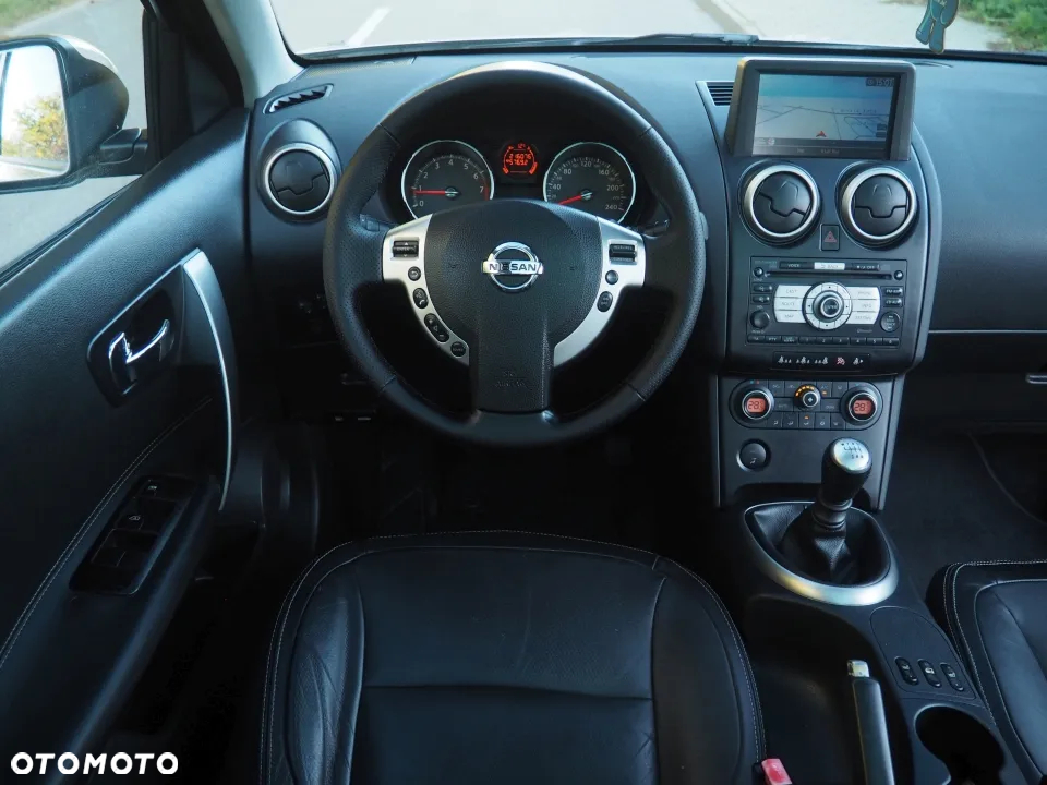 Nissan Qashqai+2 2.0 Tekna Premium - 11