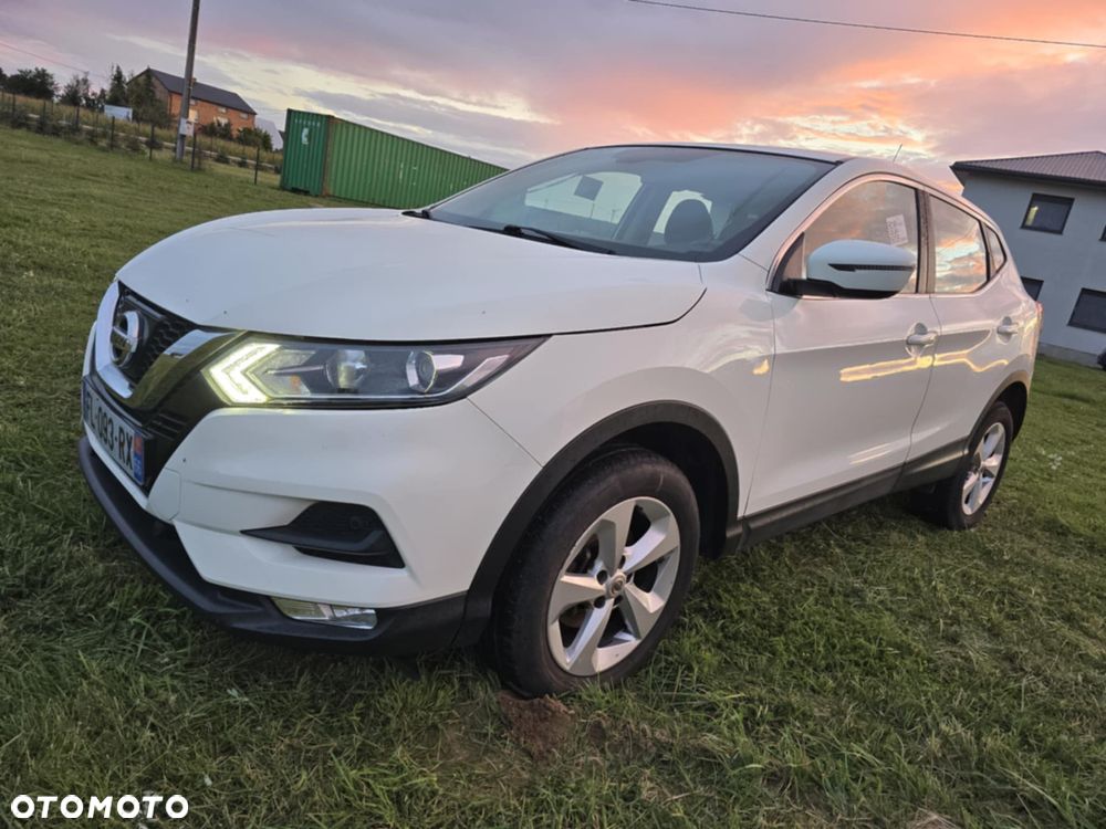 Nissan Qashqai 1.6 dCi N-Connecta - 2