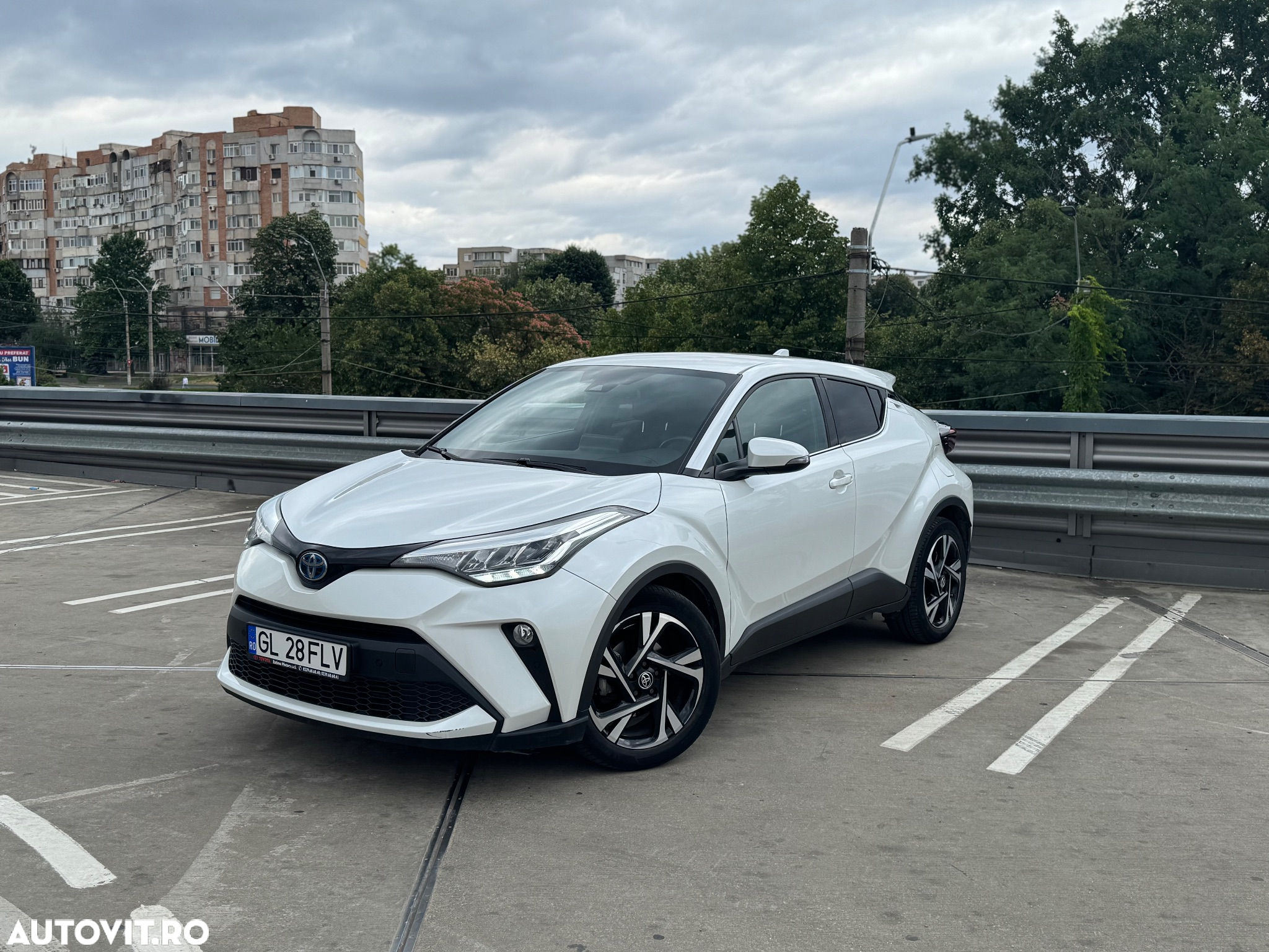 Toyota C-HR 1.8 HSD 122 CP 4x2 CVT C-ult Style - 12