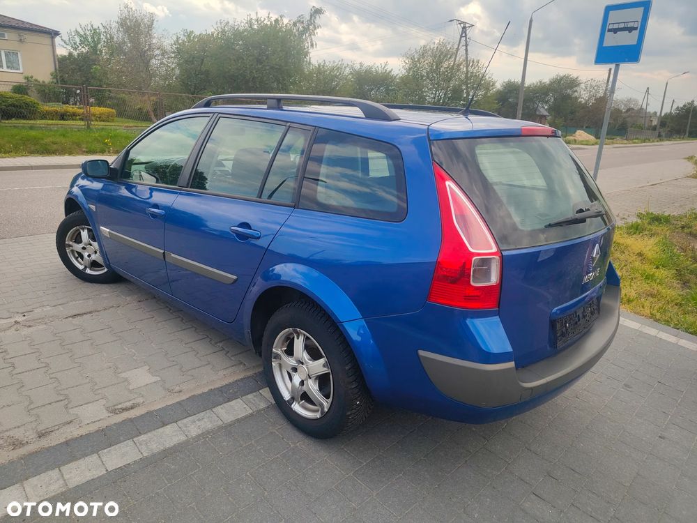 Renault Megane 1.6 16V Dynamique - 4