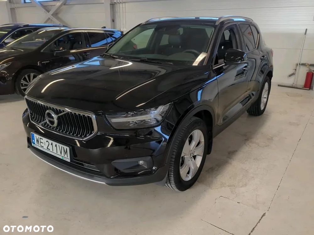 Volvo XC 40 T3 Momentum - 1