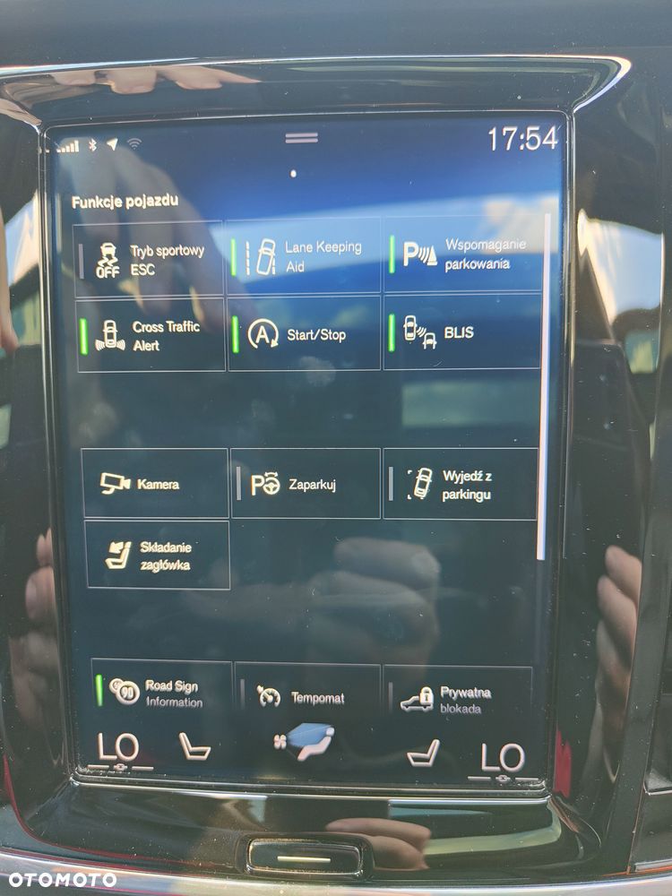 Volvo V90 Cross Country T5 AWD - 11