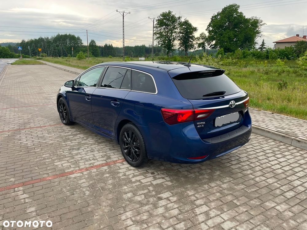 Toyota Avensis - 6