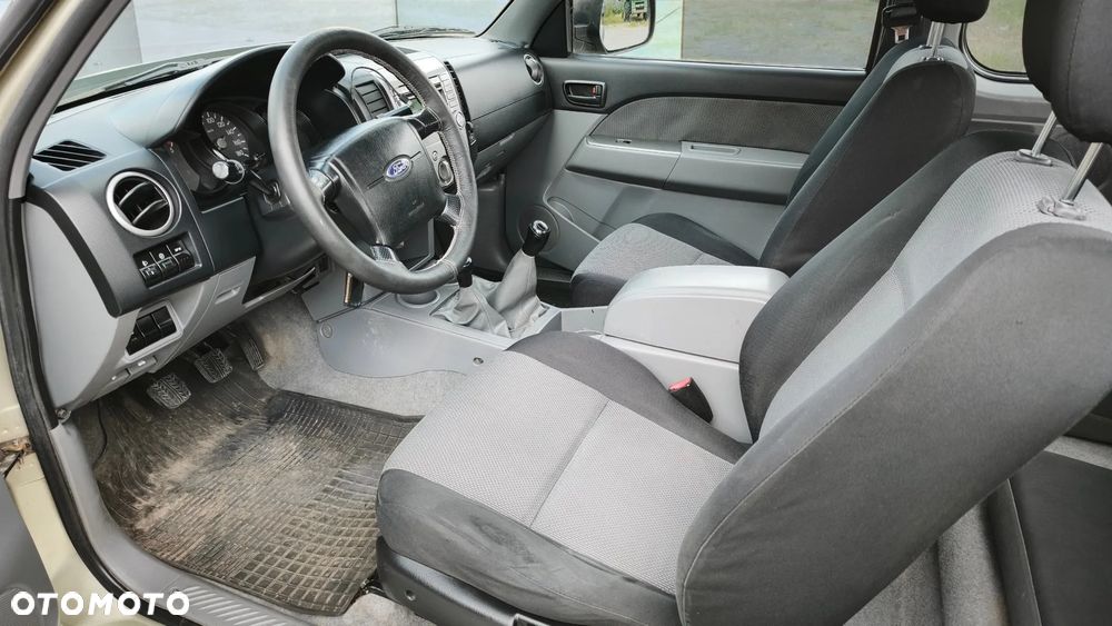 Ford Ranger 2.5 TDCi DC XL - 18
