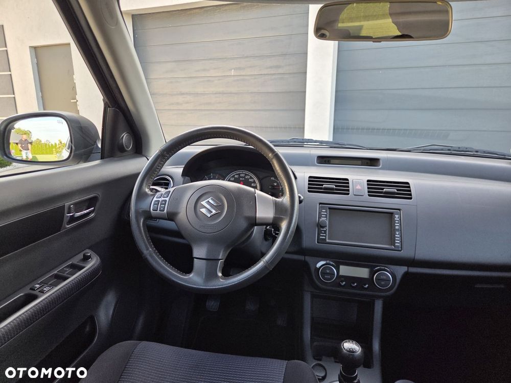 Suzuki Swift - 21