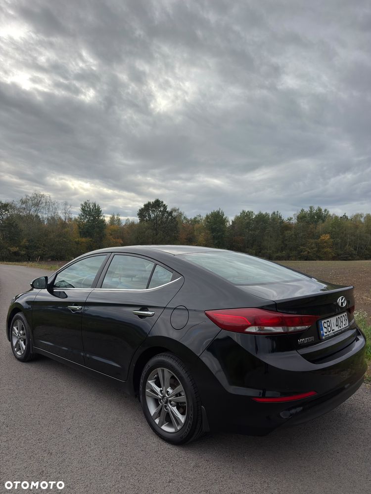 Hyundai Elantra 2016 photo 4