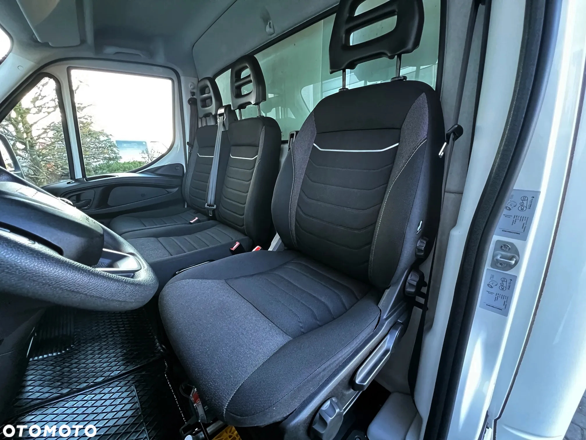 Iveco Daily 35S16 3.0 Kontener Chłodnia Izoterma 3x Drzwi Salon PL, Jeden Właściciel - 11