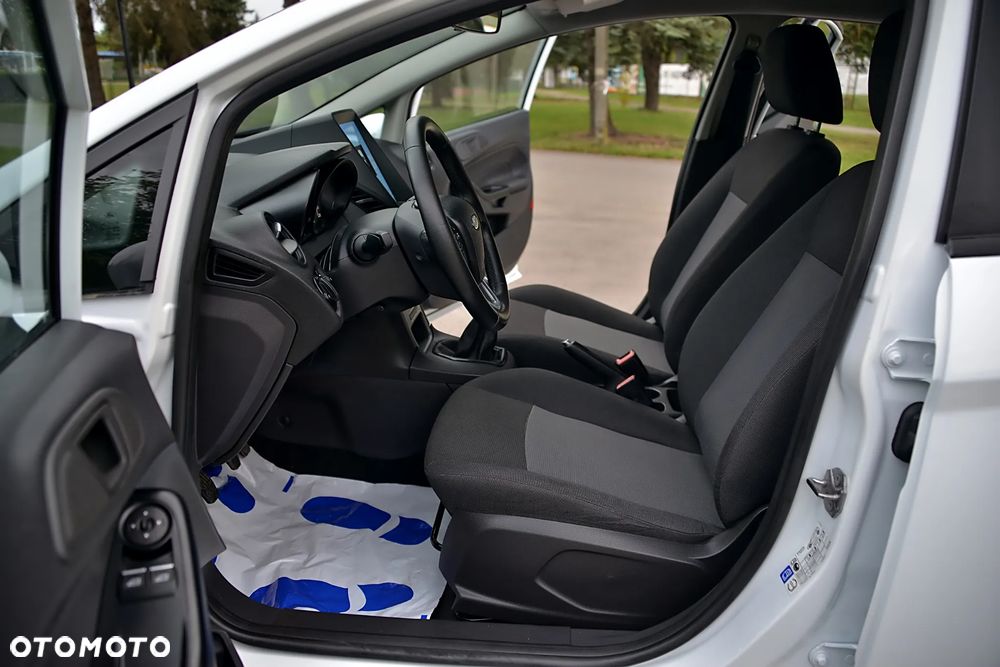 Ford Fiesta 1.25 Titanium EU5 - 24