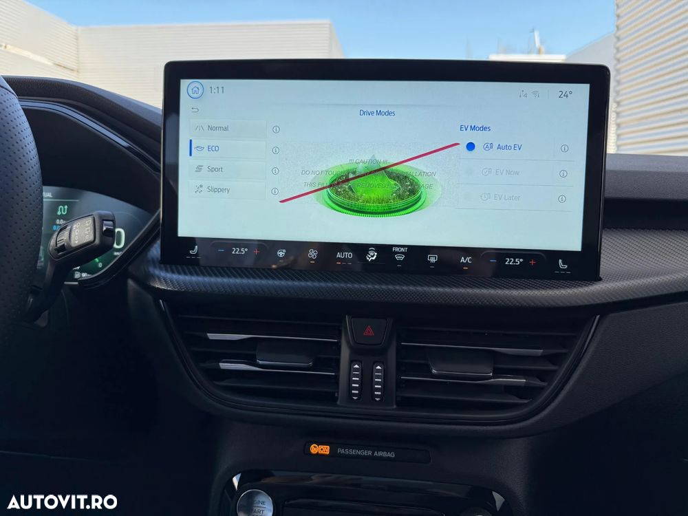 Ford Kuga 2.5 Duratec FWD PHEV ST-Line X - 23