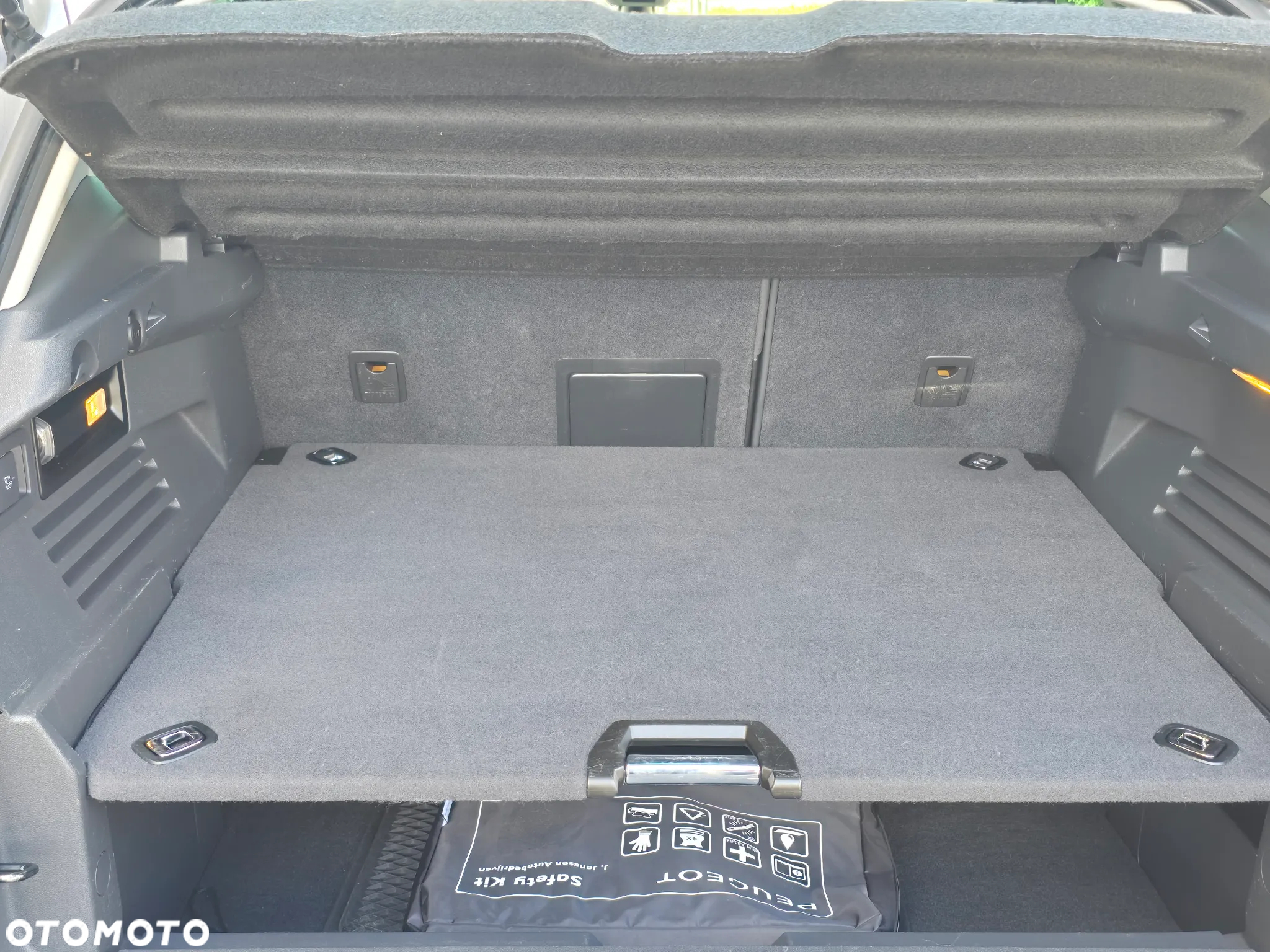 Peugeot 3008 1.6 Style - 26
