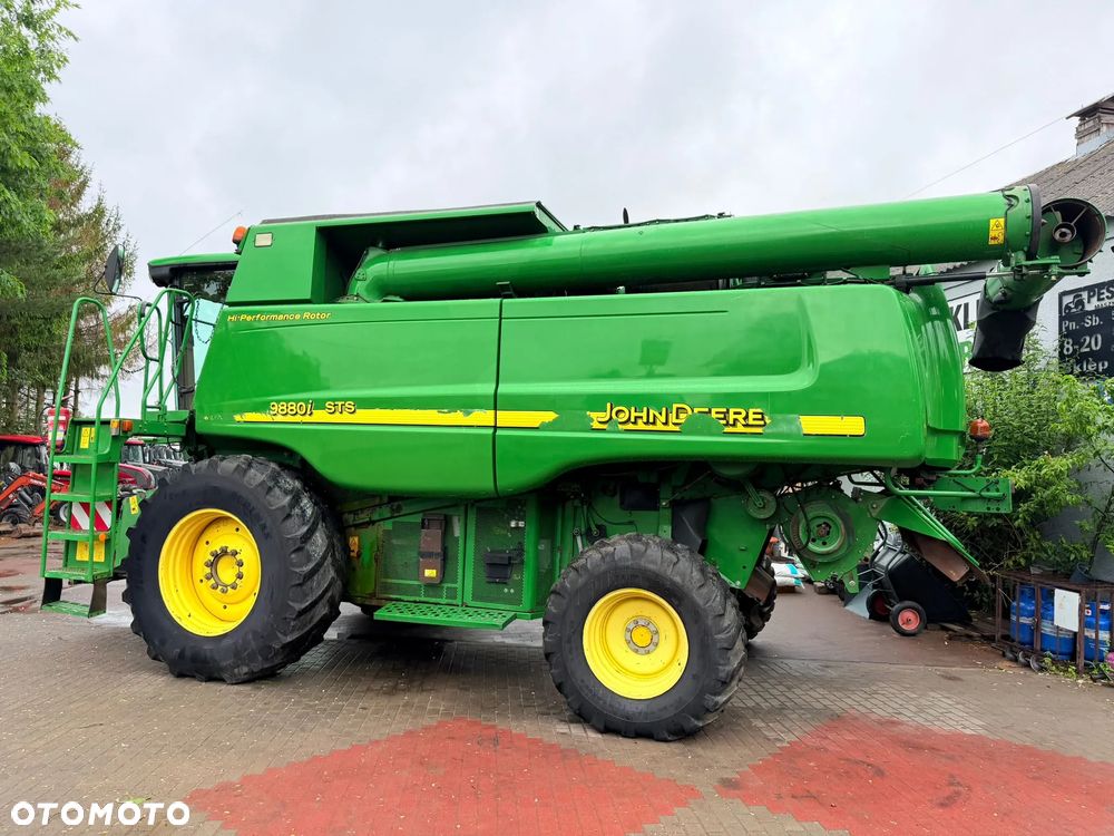 John Deere 9880i STS - 12