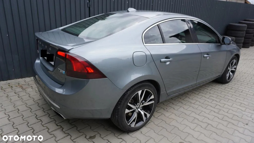 Volvo S60 2.5 T5 - 3