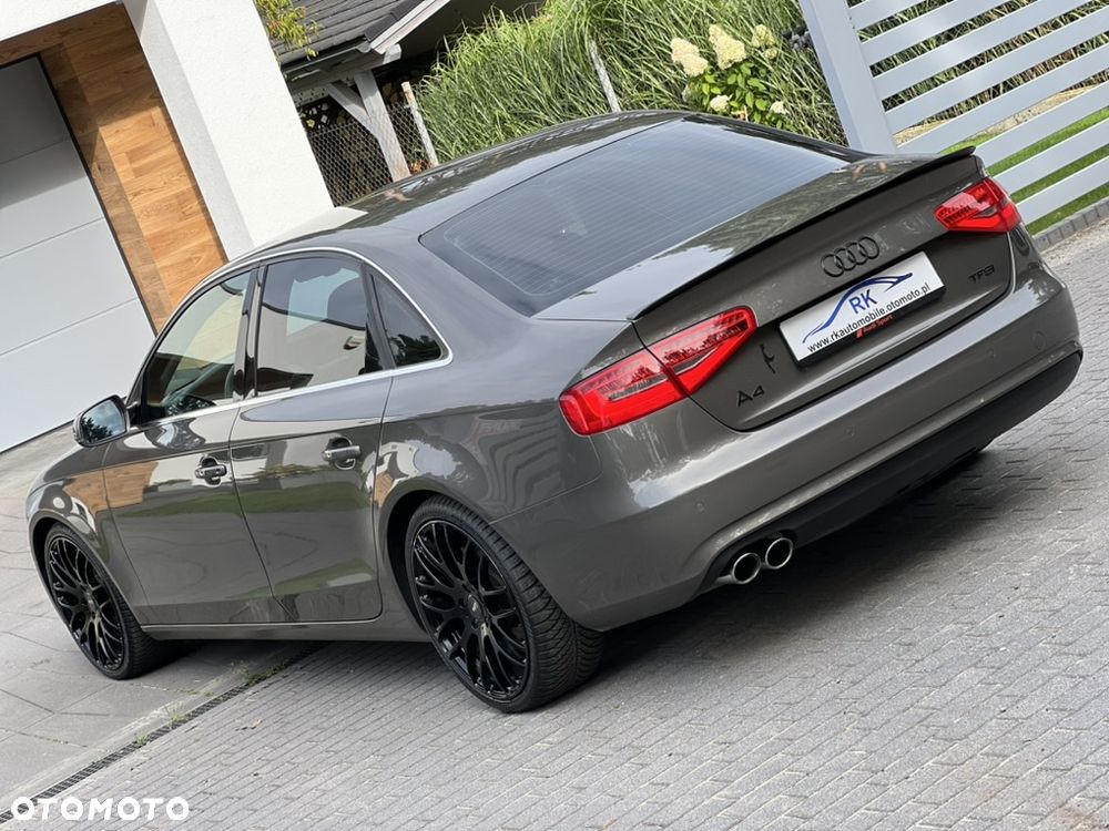Audi A4 Limousine - 17