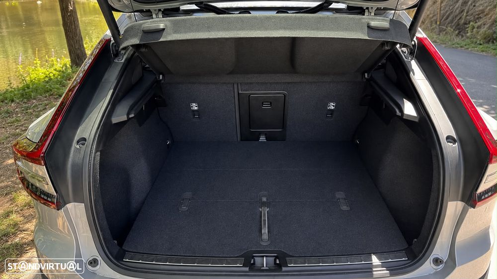 Volvo C40 Recharge Twin First Edition - 13