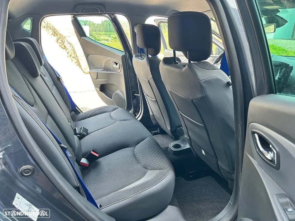 Renault Clio 1.2 TCE GT EDC - 17