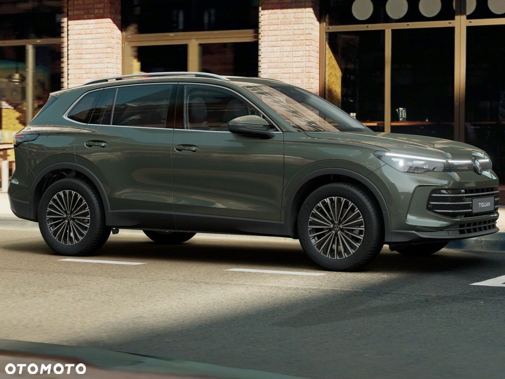 Volkswagen Tiguan - 4