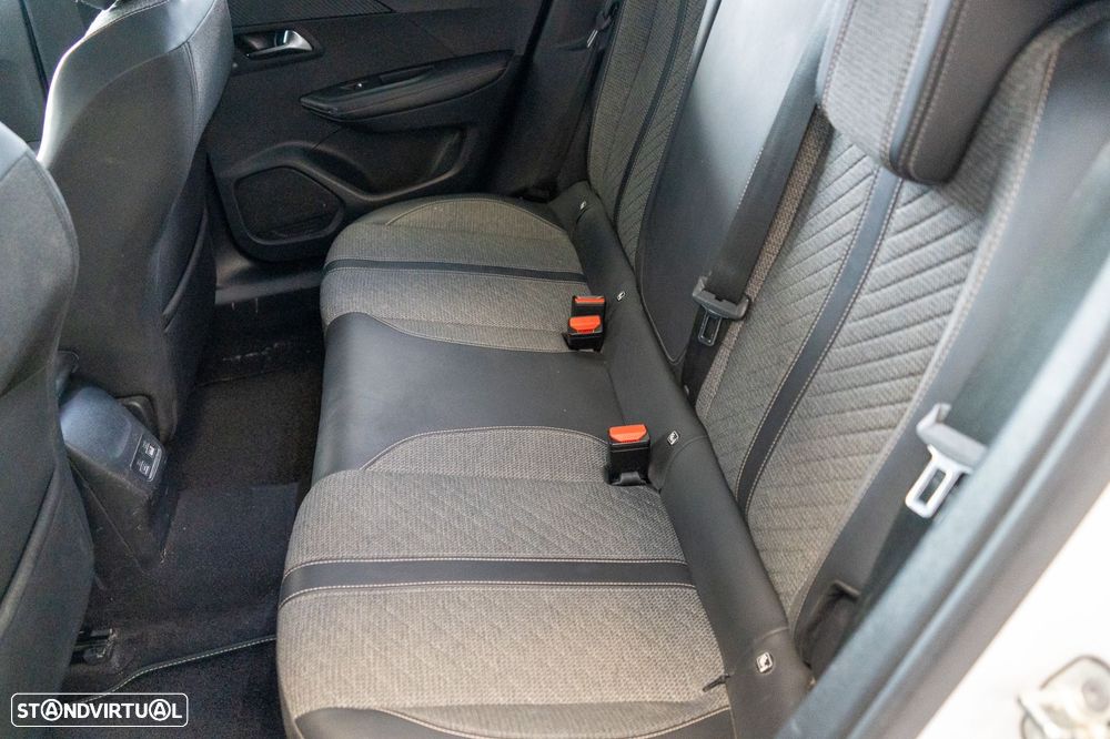 Peugeot 2008 PureTech 100 Stop&Start Allure - 9
