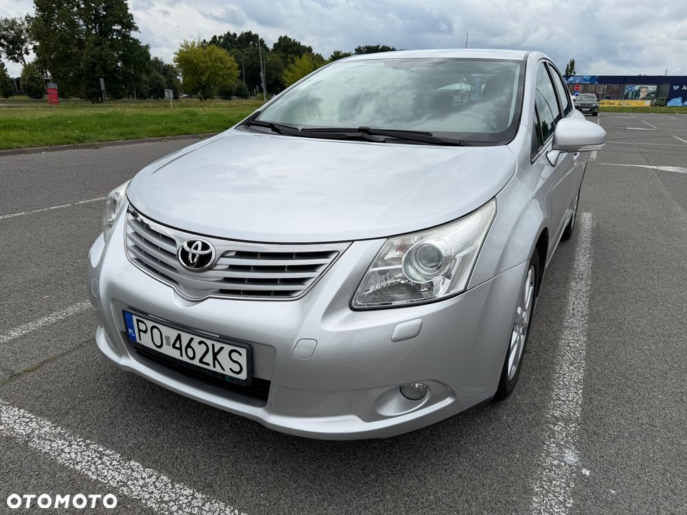 Toyota Avensis 1.8 Sol plus NAVI - 2