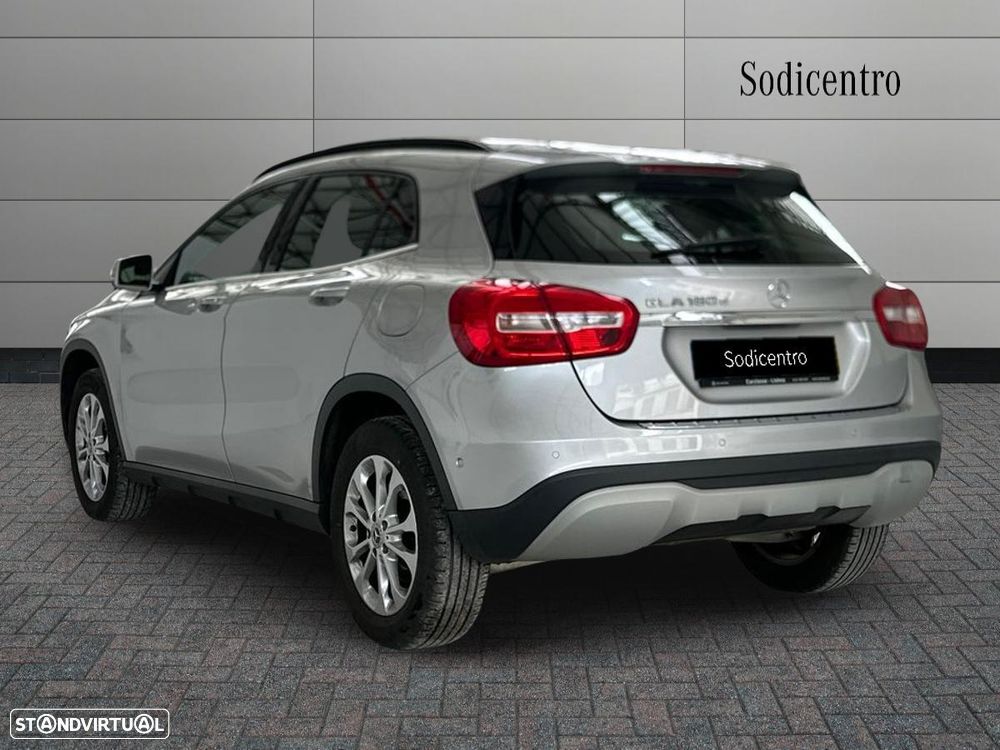 Mercedes-Benz GLA 180 d Style Aut. - 4