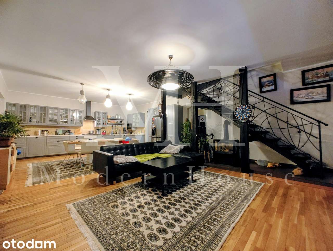 Komfortowy dom z działką 707 m² i basenem – Praga-Południe, Gocławek