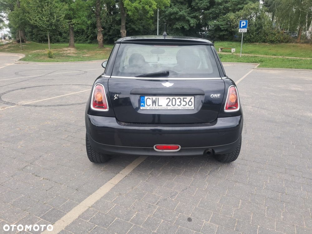 MINI ONE - 8